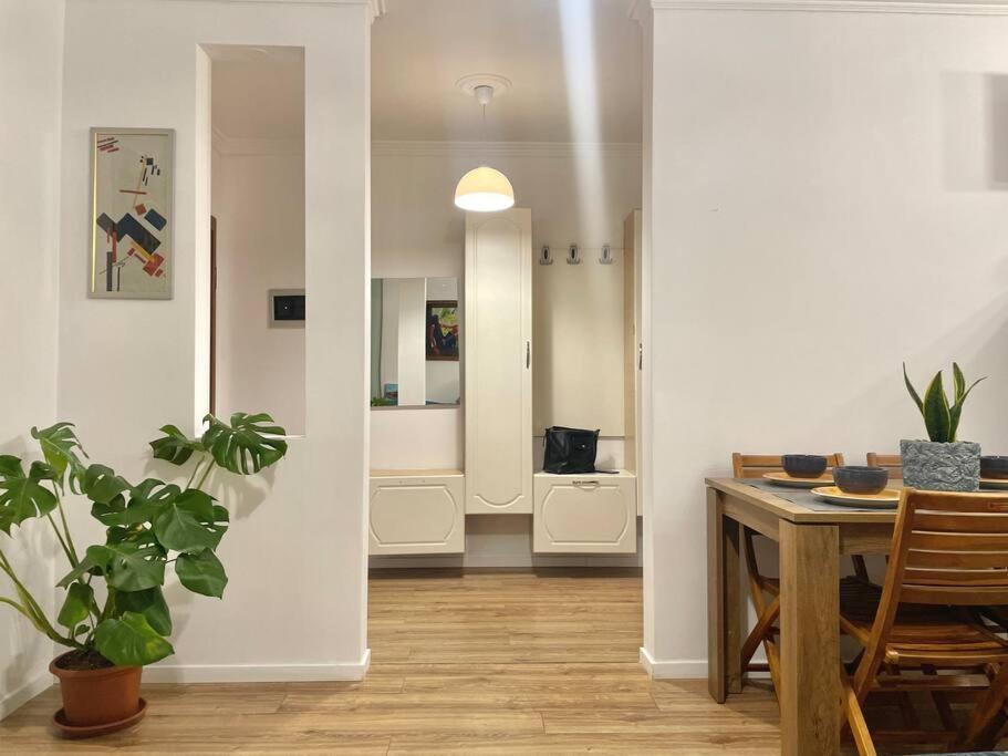 Family Living Tirana Apartment Exterior photo