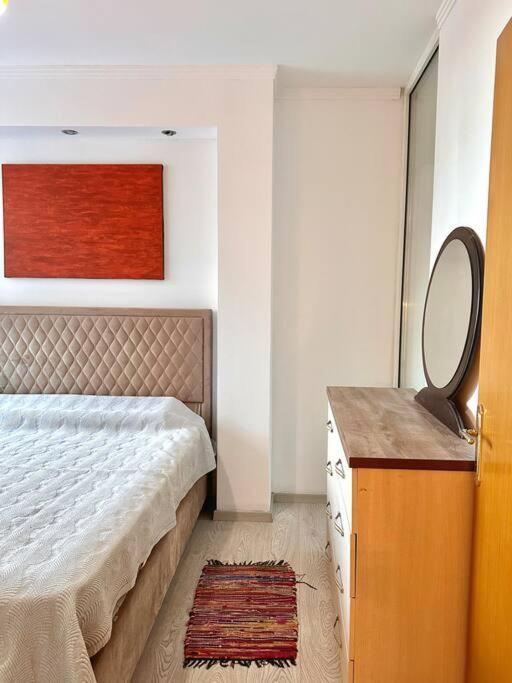 Family Living Tirana Apartment Exterior photo