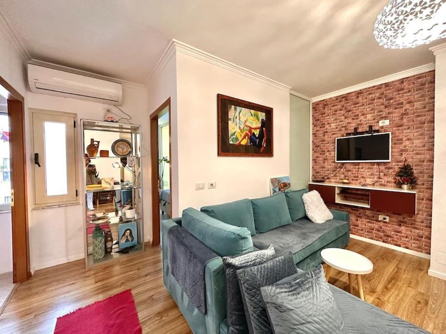 Family Living Tirana Apartment Exterior photo